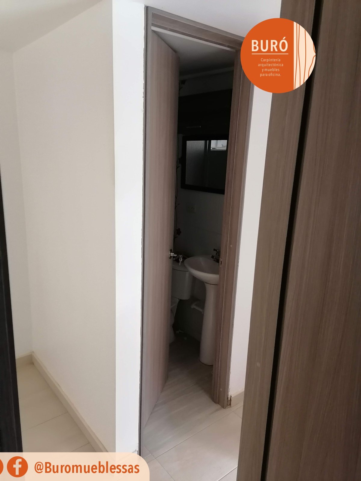 Puerta con marco laterales y cabezal 1.6.jpg